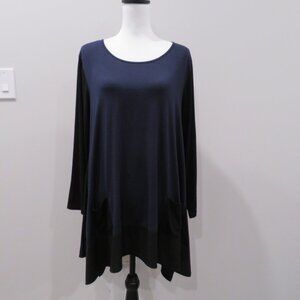 Comfy USA Long Sleeve Navy Black Color Block Tunic Blouse